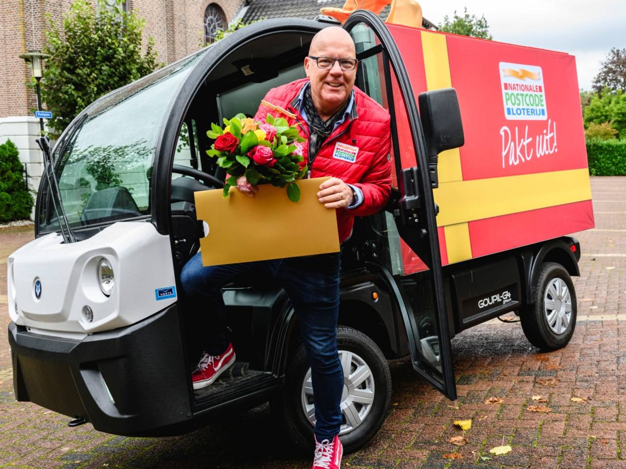 Gaston Starreveld blijft deze keer thuis (foto: Postcode Loterij).