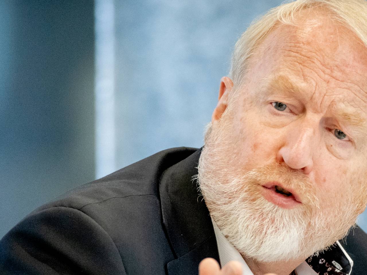 Jaap van Dissel tijdens de briefing (foto: ANP).