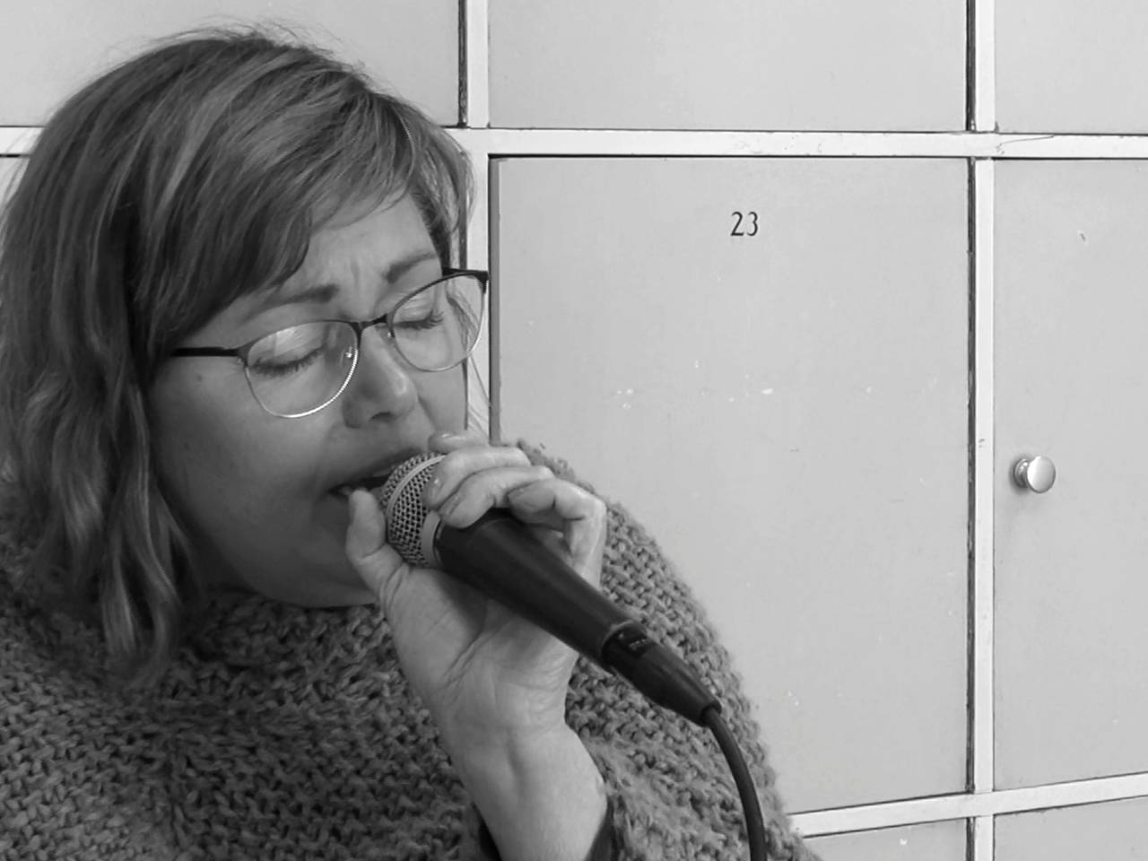 Nadja zingt liedjes op aanvraag