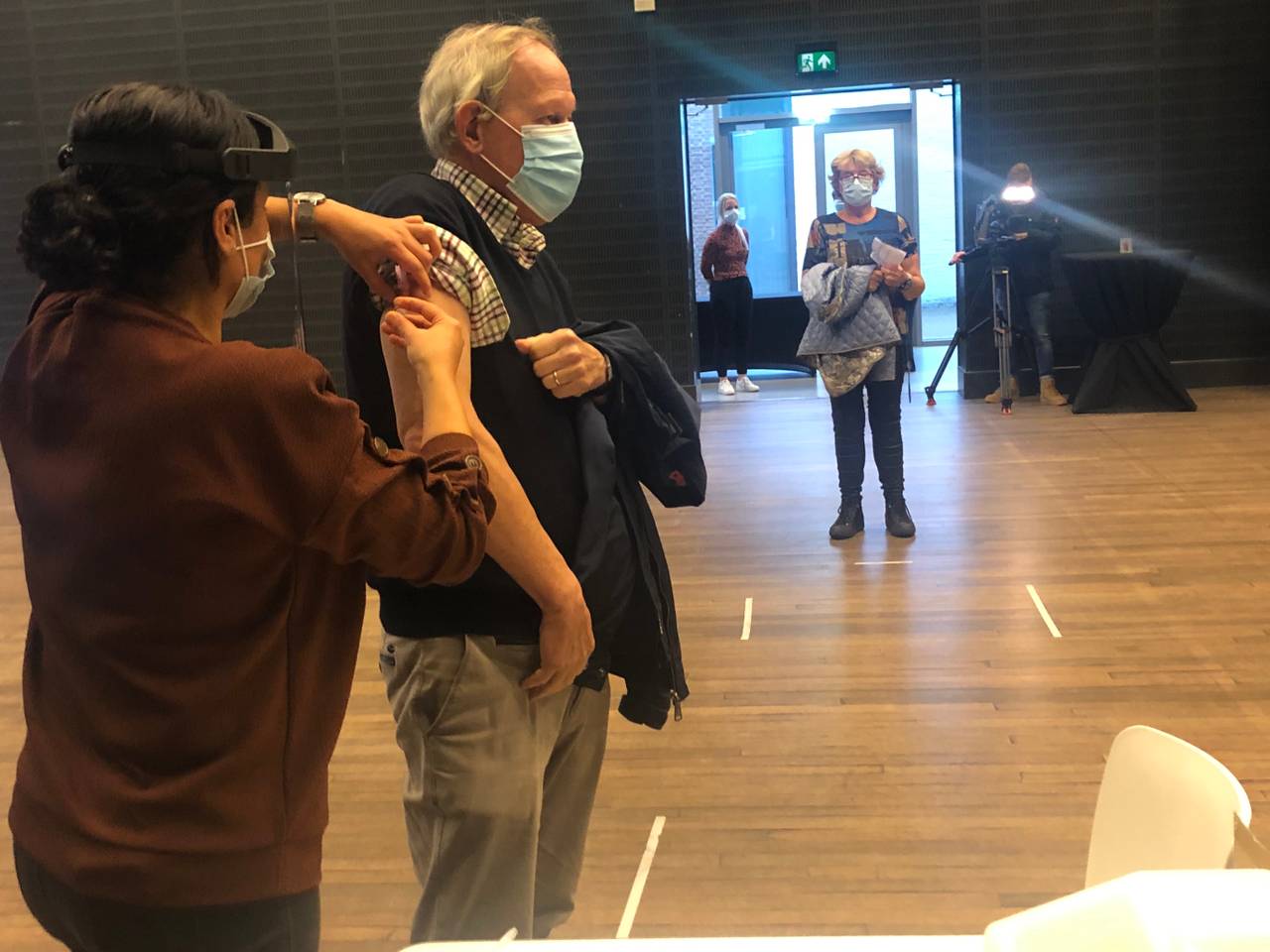 https://api.omroepbrabant.nl/img/f/$width$/$height$/0.5/0.5/bWVkaWEvcHJvZC8zMjc3NDM0LmpwZz9zdj0yMDE5LTA3LTA3JnN0PTIwMjAtMDEtMDFUMDAlM0EwMCUzQTAwWiZzZT0yMDQwLTAxLTAxVDAwJTNBMDAlM0EwMFomc3I9YiZzcD1yJnNpZz1MS2FzWHVneWFlSWhIaDZNaFI5S1JMZTVFQlk4cU9MaE5vVGR1THBNV044JTNE
