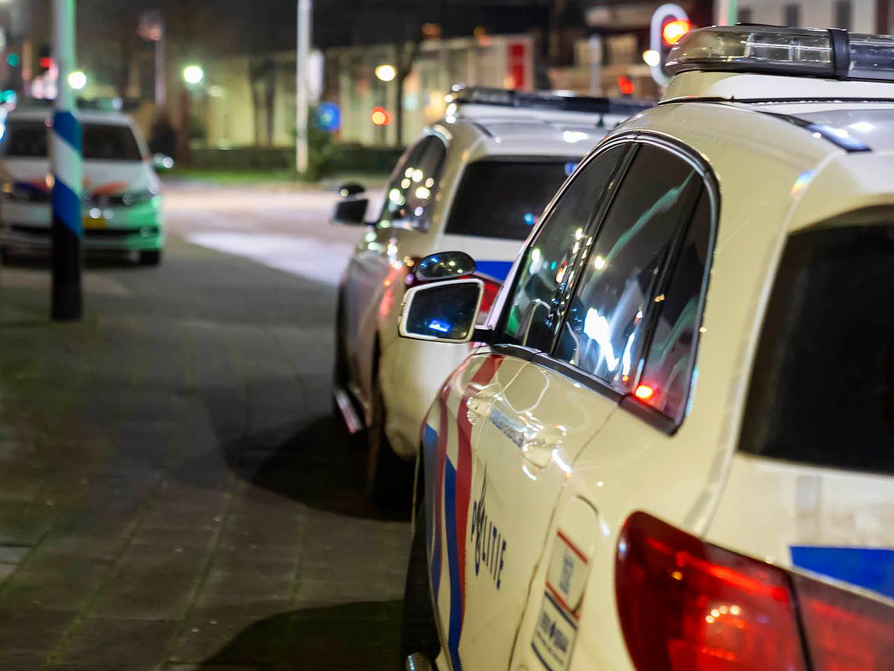 Meer auto's want agenten rijden solo (foto: Gabor Heeres / SQ Vision).