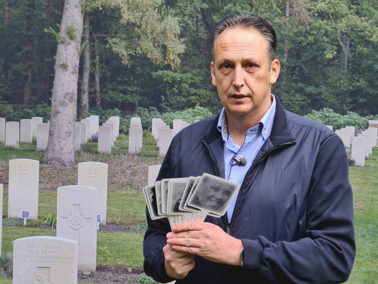 Oscar geeft gesneuvelden op oorlogsbegraafplaats Overloon een gezicht