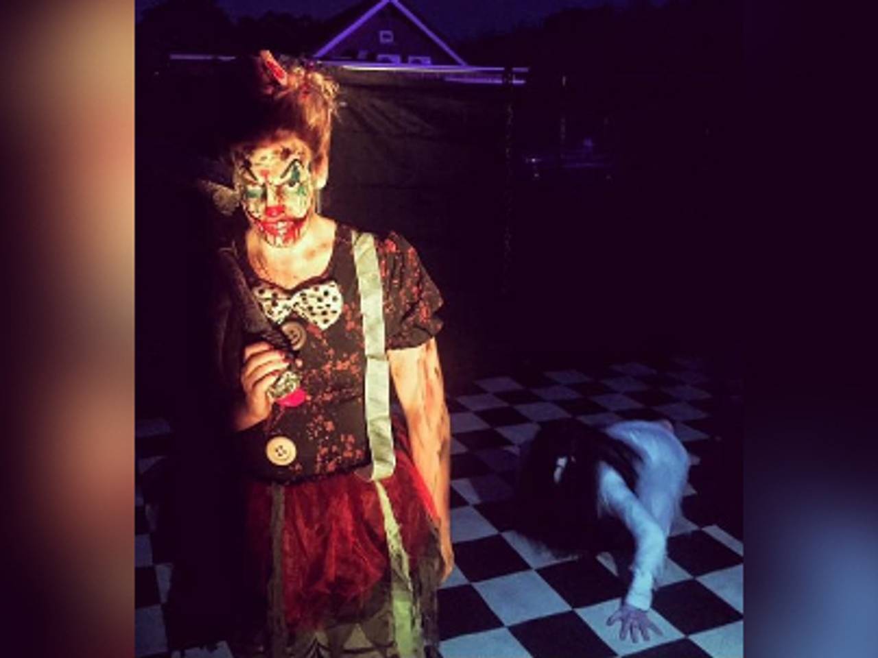 Annoeska uit Roosendaal is sinds haar elfde groot Halloweenliefhebber. (Foto: Annoeska van de Vijfeiken)