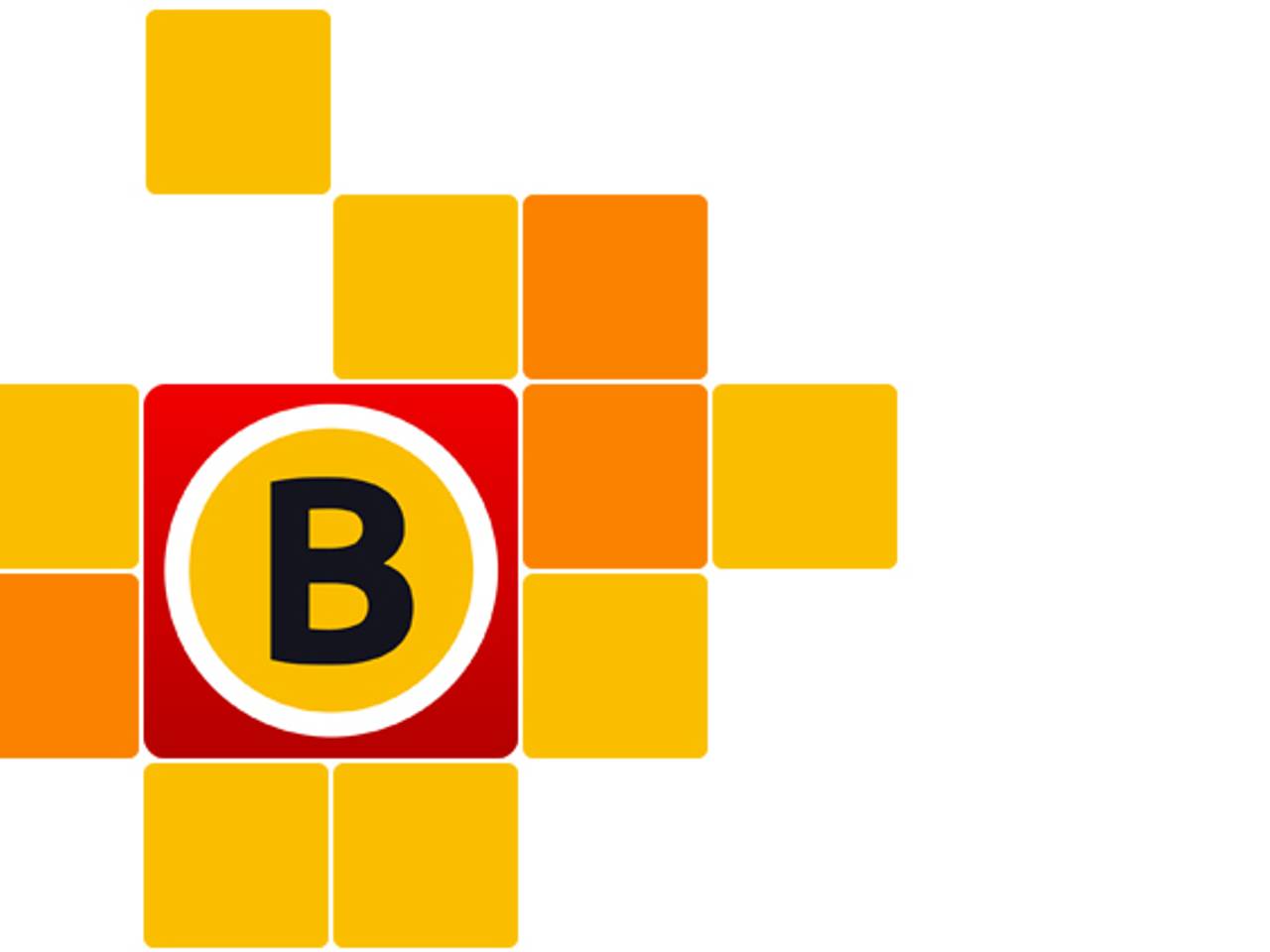 Willem II-trainer Jurgen Streppel wordt door spelers in warm bad gegooid