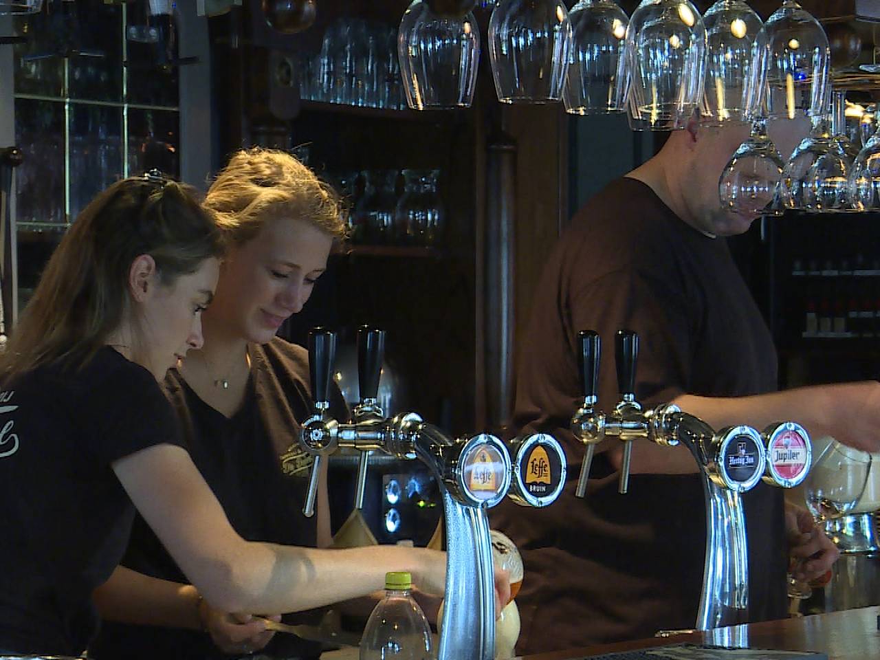 Café-eigenaar gooit zaak dicht tijdens kermis