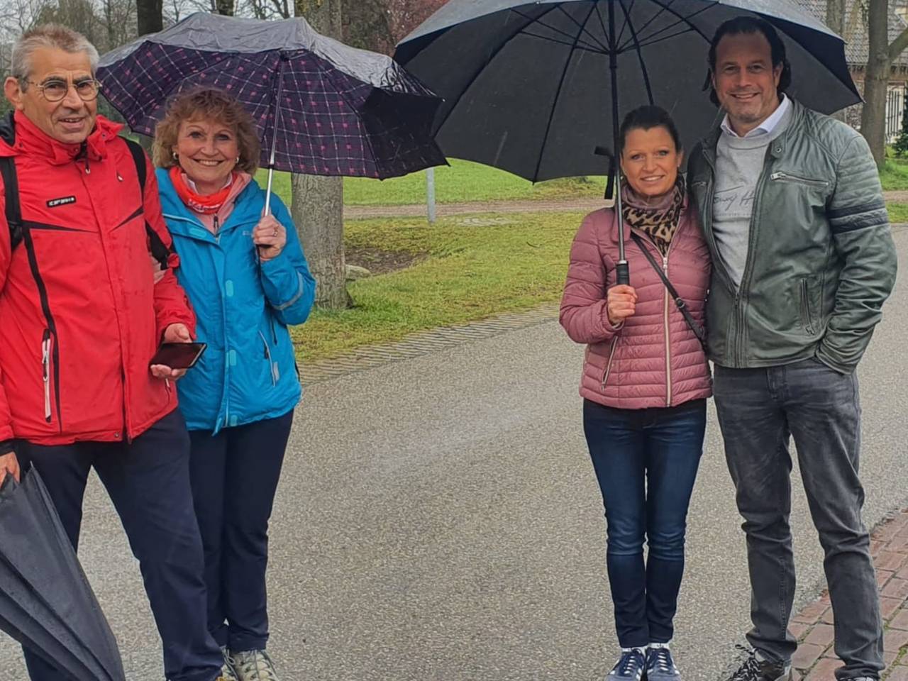 Piet en Ria liepen de Hartstocht vanuit huis.