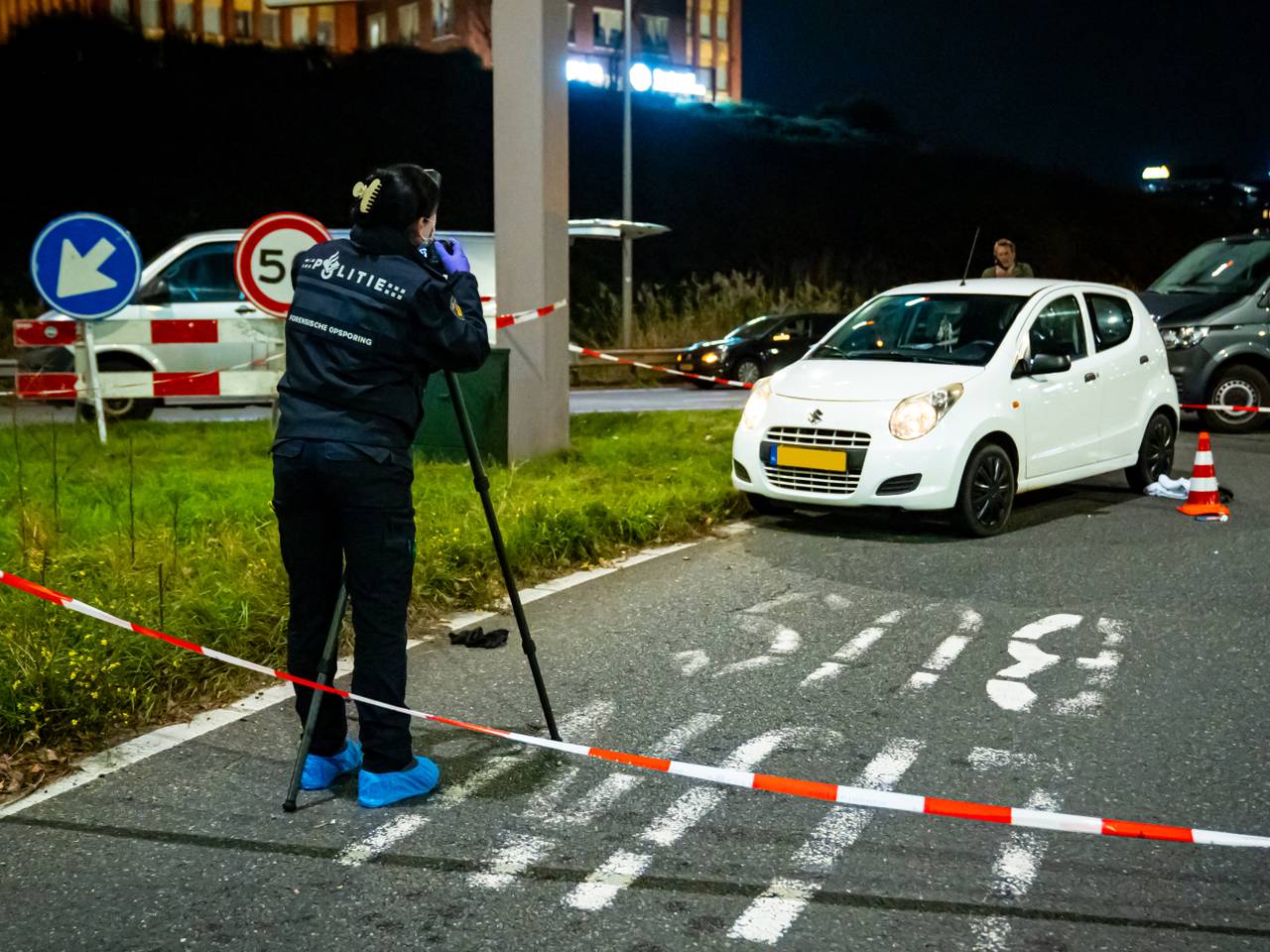 https://api.omroepbrabant.nl/img/f/$width$/$height$/0.50/0.50/cmV2aXNpb25zLzQ3Nzg5NzQtMS5qcGc_c2U9MjA0NS0wMS0wMVQxMCUzQTQwJTNBMDBaJnNpZz1VMjBCYVVkYUg3dGc4Sno0aUlIaUtXJTJCRXFNd2o5TzhnZWVYVTlJJTJGTnIwayUzRCZzcD1yJnNwcj1odHRwcyZzcj1iJnN0PTIwMjUtMDEtMDFUMTAlM0E0MCUzQTAwWiZzdj0yMDI2LTAyLTA2