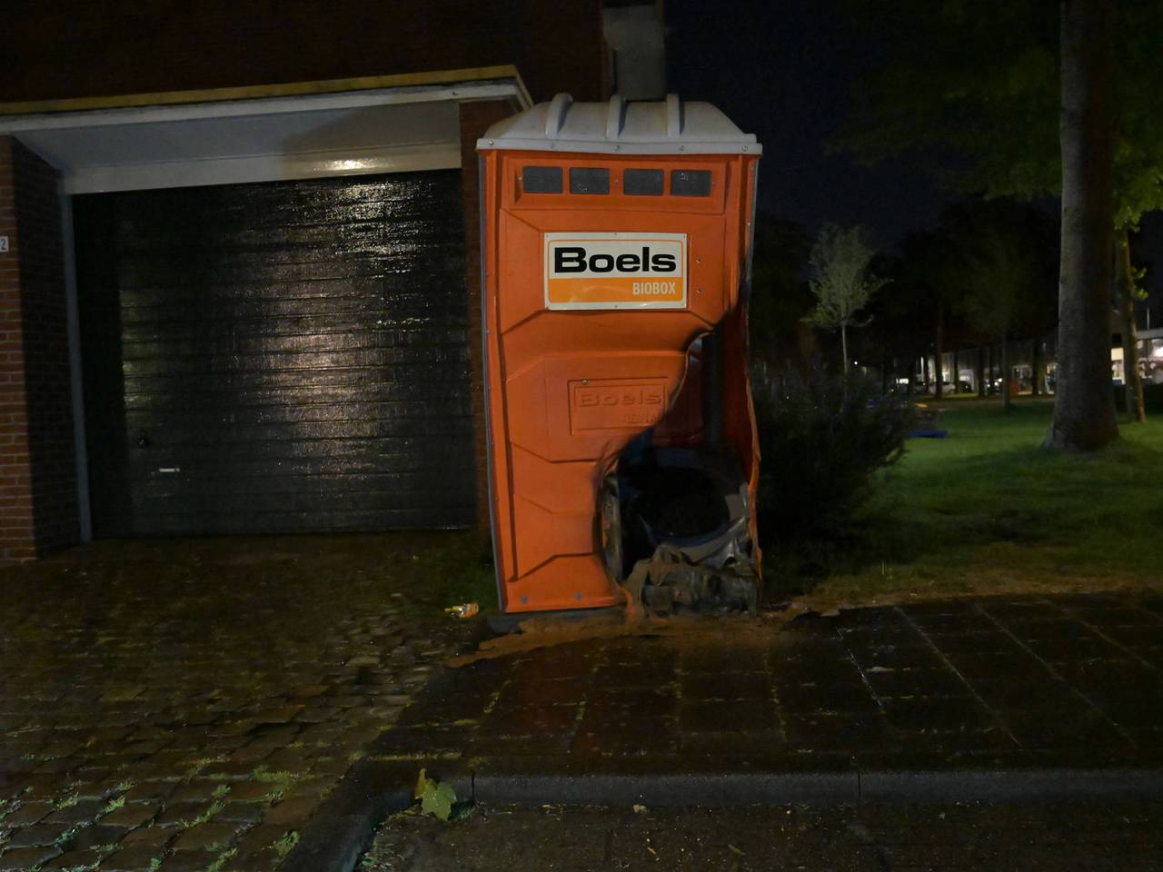 https://api.omroepbrabant.nl/img/f/$width$/$height$/0.50/0.50/cmV2aXNpb25zLzQ4ODYwOTUtMS5qcGc_c2U9MjA0NS0wMS0wMVQxMCUzQTQwJTNBMDBaJnNpZz1Ta3REcGhlc1lKdXM2a2ZQb2FWdE5laEVJT1dweWFtbE00NDNza0NWcEdBJTNEJnNwPXImc3ByPWh0dHBzJnNyPWImc3Q9MjAyNS0wMS0wMVQxMCUzQTQwJTNBMDBaJnN2PTIwMjAtMTAtMDI=