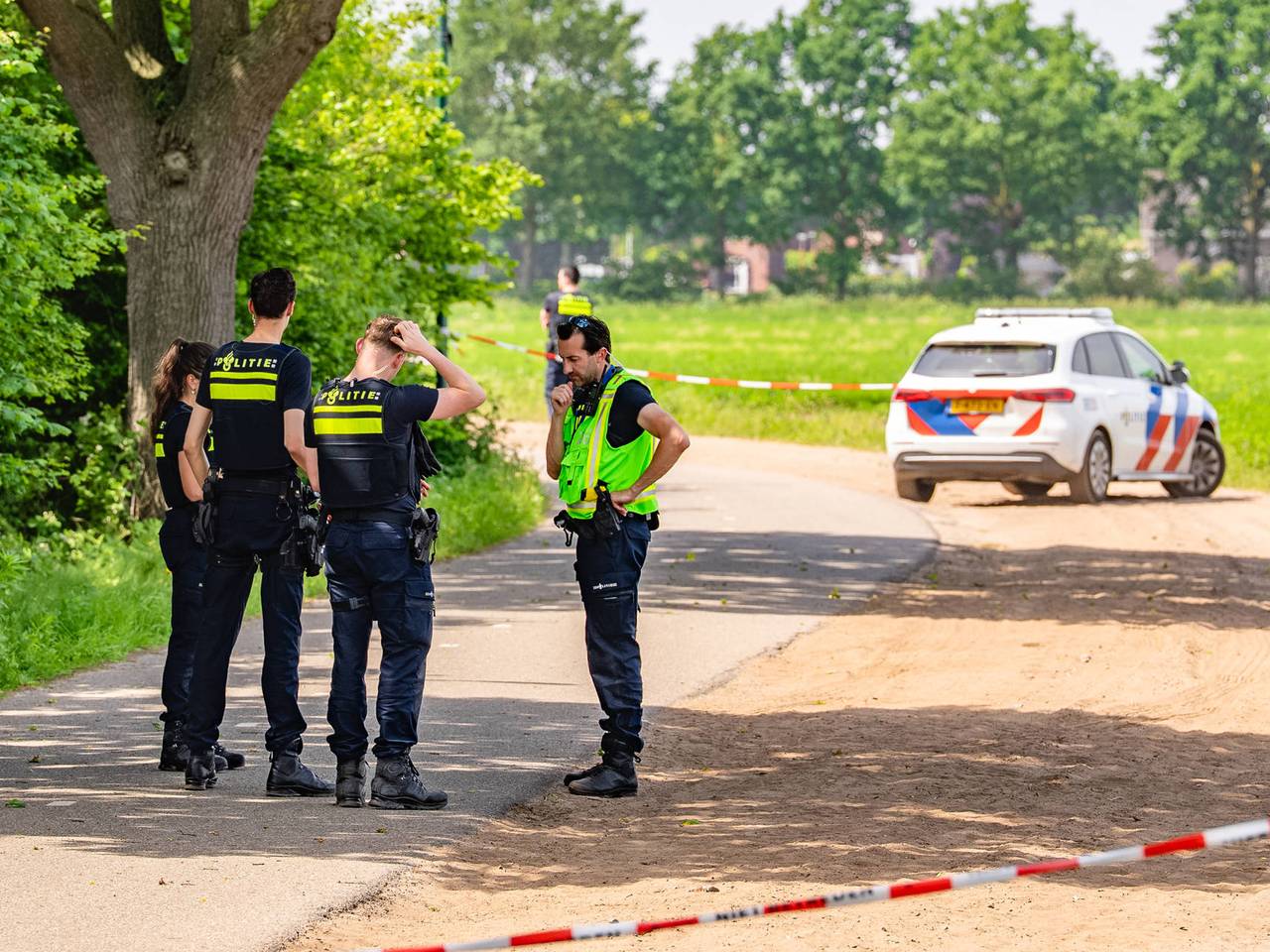 https://api.omroepbrabant.nl/img/f/$width$/$height$/0.50/0.50/cmV2aXNpb25zLzQ5MDc5ODUtMS5qcGc_c2U9MjA0NS0wMS0wMVQxMCUzQTQwJTNBMDBaJnNpZz11TXllZ0RDNFVhSGVTcUpwaUxreElvWjBNT0l5Q1RaZmdYUlJNQW40MzJFJTNEJnNwPXImc3ByPWh0dHBzJnNyPWImc3Q9MjAyNS0wMS0wMVQxMCUzQTQwJTNBMDBaJnN2PTIwMjYtMDItMDY=
