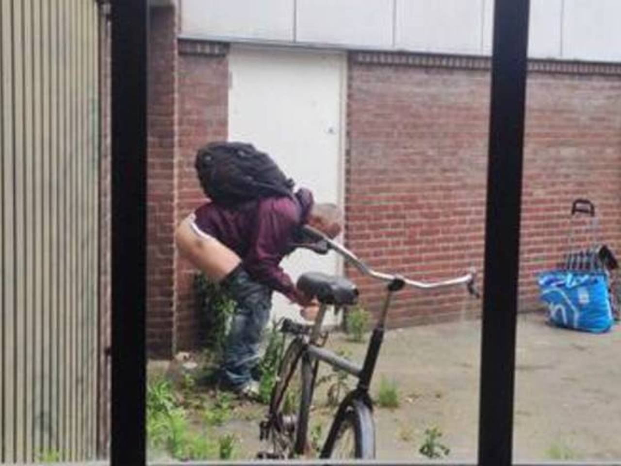 https://api.omroepbrabant.nl/img/f/$width$/$height$/0.50/0.50/cmV2aXNpb25zLzQ5MDg1NTMtMS5qcGc_c2U9MjA0NS0wMS0wMVQxMCUzQTQwJTNBMDBaJnNpZz1aJTJGZmJ5M1VqUGlWWjhzT285Ym85YVVLb2wlMkZJOEhMSjMlMkJXTHElMkZXUXJDVEUlM0Qmc3A9ciZzcHI9aHR0cHMmc3I9YiZzdD0yMDI1LTAxLTAxVDEwJTNBNDAlM0EwMFomc3Y9MjAyNi0wMi0wNg==