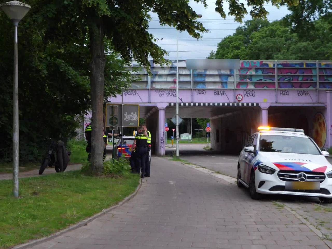 https://api.omroepbrabant.nl/img/f/$width$/$height$/0.50/0.50/cmV2aXNpb25zLzQ5MTg1OTItMS5qcGc_c2U9MjA0NS0wMS0wMVQxMCUzQTQwJTNBMDBaJnNpZz02bkVtZDhhV1lldjF1VyUyQjBGVmNzY3YlMkIlMkYwZTc5QmdMYnNYY1ZjSFpBOXFvJTNEJnNwPXImc3ByPWh0dHBzJnNyPWImc3Q9MjAyNS0wMS0wMVQxMCUzQTQwJTNBMDBaJnN2PTIwMjYtMDItMDY=
