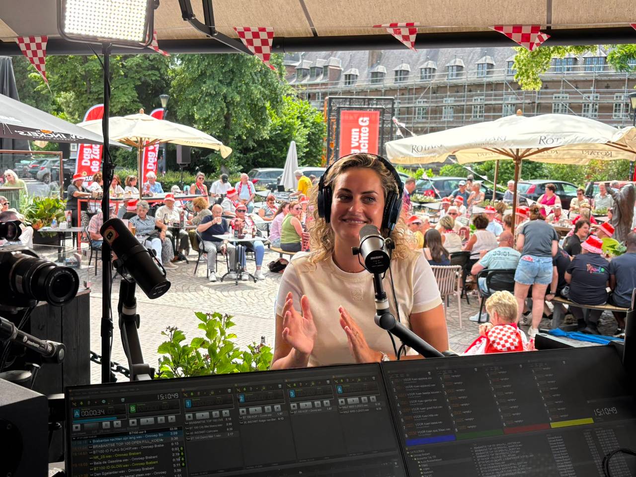 https://api.omroepbrabant.nl/img/f/$width$/$height$/0.50/0.50/cmV2aXNpb25zLzQ5MzAyMjUtMS5qcGc_c2U9MjA0NS0wMS0wMVQxMCUzQTQwJTNBMDBaJnNpZz1LOWVEWXBLJTJCcGhzMlhtdDdCeVd1ZjRuSHJZckVYNUolMkZTTnVZbVNrY3NEWSUzRCZzcD1yJnNwcj1odHRwcyZzcj1iJnN0PTIwMjUtMDEtMDFUMTAlM0E0MCUzQTAwWiZzdj0yMDI2LTAyLTA2