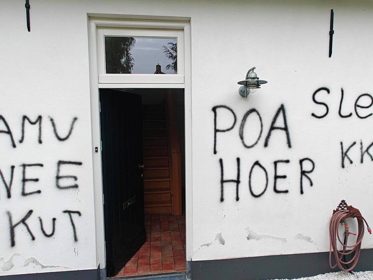 https://api.omroepbrabant.nl/img/f/$width$/$height$/0.50/0.50/cmV2aXNpb25zLzQ5NDExMTQtMS5qcGc_c2U9MjA0NS0wMS0wMVQxMCUzQTQwJTNBMDBaJnNpZz1ydklPSTJXbVpkUzZuM2cyNDdiNnYlMkJQODRjTmR5ZXNoTWxuSVdmWFZUN0UlM0Qmc3A9ciZzcHI9aHR0cHMmc3I9YiZzdD0yMDI1LTAxLTAxVDEwJTNBNDAlM0EwMFomc3Y9MjAyNi0wMi0wNg==