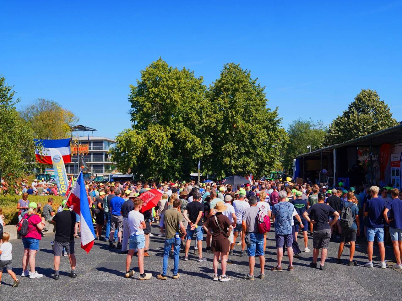 https://api.omroepbrabant.nl/img/f/$width$/$height$/0.50/0.50/cmV2aXNpb25zLzQ5NTI0MTEtMS5qcGc_c2U9MjA0NS0wMS0wMVQxMCUzQTQwJTNBMDBaJnNpZz1mMnZSZkI2Y2N3eWhSc2k4R2NMQWdRT2pnV1JtUVZWeXhwTnAyMGJJbyUyQnMlM0Qmc3A9ciZzcHI9aHR0cHMmc3I9YiZzdD0yMDI1LTAxLTAxVDEwJTNBNDAlM0EwMFomc3Y9MjAyNi0wMi0wNg==