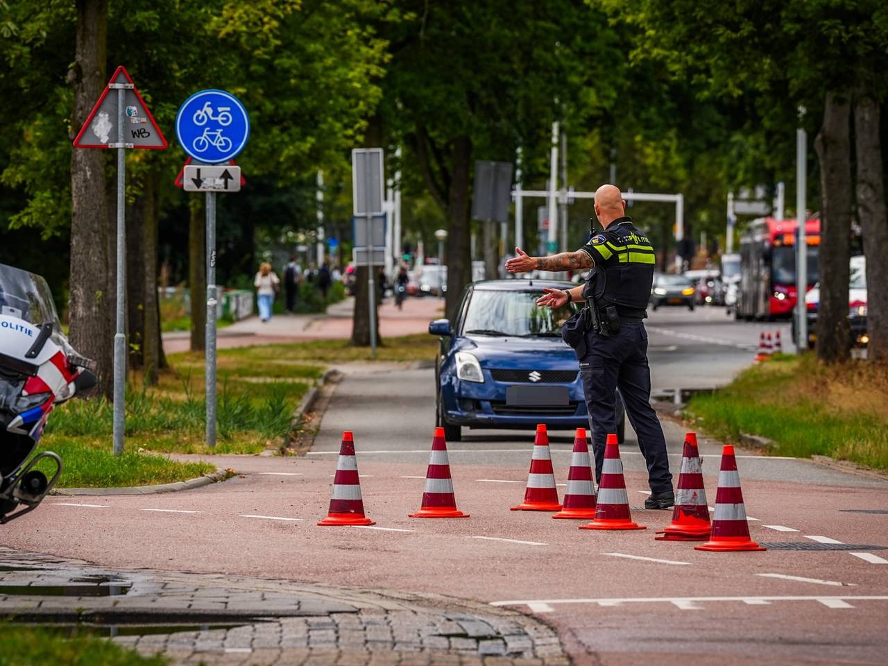 https://api.omroepbrabant.nl/img/f/$width$/$height$/0.50/0.50/cmV2aXNpb25zLzQ5NjA2OTQtMS5qcGc_c2U9MjA0NS0wMS0wMVQxMCUzQTQwJTNBMDBaJnNpZz1sWmFkN1NVb0RSSFlCeFFacE9qR28lMkZkQnluRVNFM2M0a3pNJTJCU1gybTdxSSUzRCZzcD1yJnNwcj1odHRwcyZzcj1iJnN0PTIwMjUtMDEtMDFUMTAlM0E0MCUzQTAwWiZzdj0yMDI2LTAyLTA2