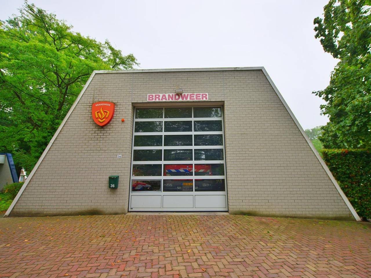 https://api.omroepbrabant.nl/img/f/$width$/$height$/0.50/0.50/cmV2aXNpb25zLzQ5NjAwMjktMS5qcGc_c2U9MjA0NS0wMS0wMVQxMCUzQTQwJTNBMDBaJnNpZz1TSG1tQWxMRmFLYkFJS0JPU2RVVzRtUWdIalFkRWM0OXNVVUklMkZuRE9OSE0lM0Qmc3A9ciZzcHI9aHR0cHMmc3I9YiZzdD0yMDI1LTAxLTAxVDEwJTNBNDAlM0EwMFomc3Y9MjAyNi0wMi0wNg==