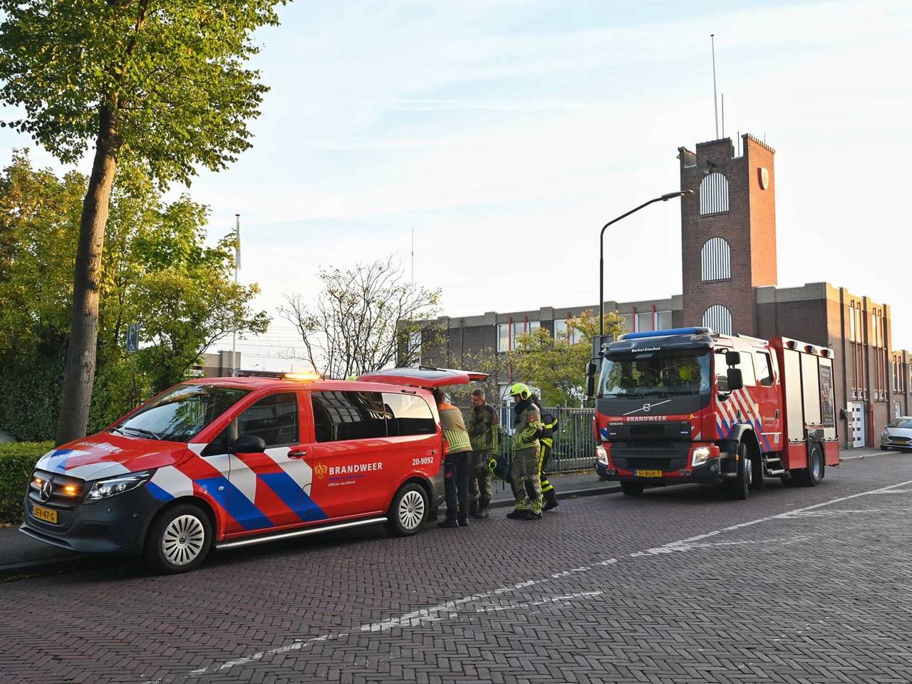 https://api.omroepbrabant.nl/img/f/$width$/$height$/0.50/0.50/cmV2aXNpb25zLzQ5NzU0NDctMS5qcGc_c2U9MjA0NS0wMS0wMVQxMCUzQTQwJTNBMDBaJnNpZz1oc3JSOHVkWFVaSzBNTkZESHpqZVAlMkJmVnhWd3JicjY2bFJLaFBtJTJGSVAlMkJNJTNEJnNwPXImc3ByPWh0dHBzJnNyPWImc3Q9MjAyNS0wMS0wMVQxMCUzQTQwJTNBMDBaJnN2PTIwMjYtMDYtMDY=