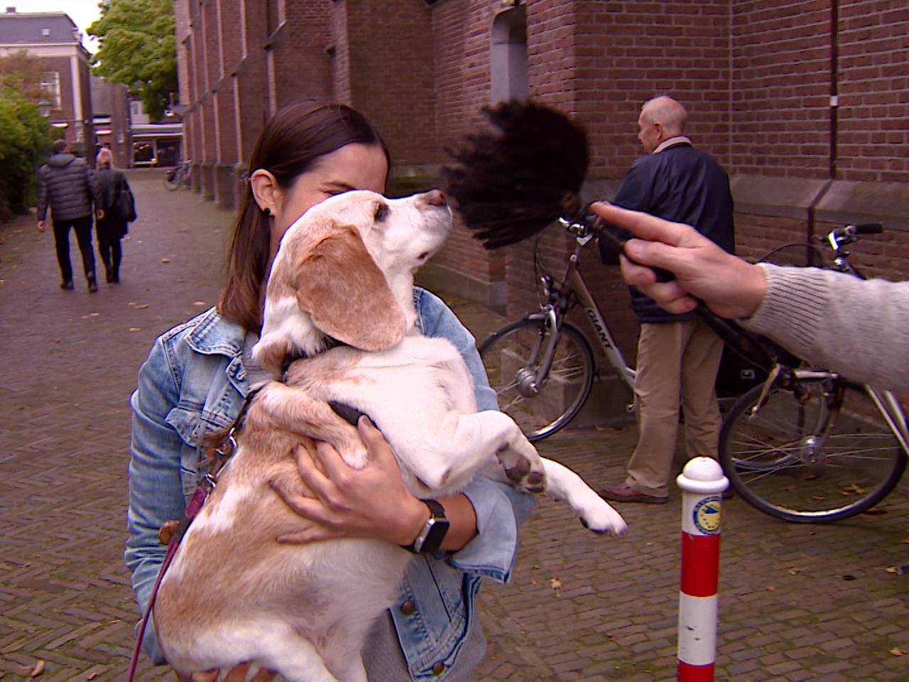https://api.omroepbrabant.nl/img/f/$width$/$height$/0.51/0.29/bWVkaWEvcHJvZC8zMjcxOTA4LmpwZz9zdj0yMDE5LTA3LTA3JnN0PTIwMjAtMDEtMDFUMDAlM0EwMCUzQTAwWiZzZT0yMDQwLTAxLTAxVDAwJTNBMDAlM0EwMFomc3I9YiZzcD1yJnNpZz1TN25vTlJUeU1NN1Ywd3JQTTFLcUYlMkJSZXZ6R2tMZnl2V1hJMnpzSyUyQmJrYyUzRA==