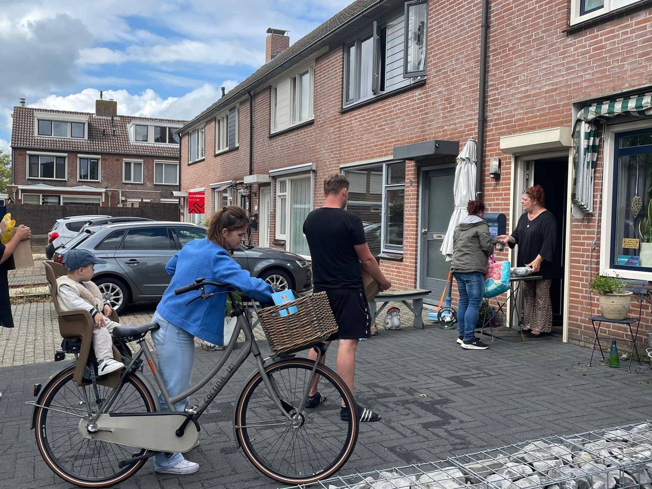 https://api.omroepbrabant.nl/img/f/$width$/$height$/0.52/0.48/bWVkaWEvcHJvZC80MzE5NTI1LmpwZz9zdj0yMDE5LTA3LTA3JnN0PTIwMjAtMDEtMDFUMDAlM0EwMCUzQTAwWiZzZT0yMDQwLTAxLTAxVDAwJTNBMDAlM0EwMFomc3I9YiZzcD1yJnNpZz1pV2ExTWJnQ1FTJTJGbFZyN3g4ckhacDY4dEloZWZvNnhJWFl2RHhtYkVtbzglM0Q=