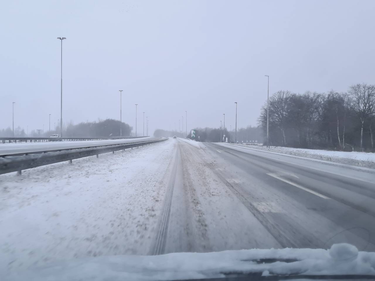 Code oranje: gevaarlijke rijomstandigheden maandagochtend 