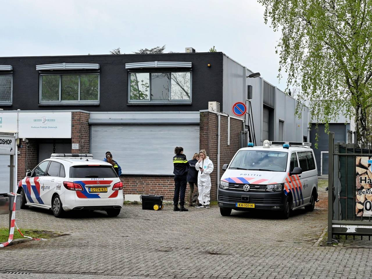 https://api.omroepbrabant.nl/img/f/$width$/$height$/0.53/0.57/bWVkaWEvcHJvZC80MjY5MDgwLmpwZz9zdj0yMDE5LTA3LTA3JnN0PTIwMjAtMDEtMDFUMDAlM0EwMCUzQTAwWiZzZT0yMDQwLTAxLTAxVDAwJTNBMDAlM0EwMFomc3I9YiZzcD1yJnNpZz1LMUpIOSUyRjQxQm94UVB3UFJ4VlBpMGglMkZsZ3RCdWNvYXpEaW5oa2VjR2daWSUzRA==