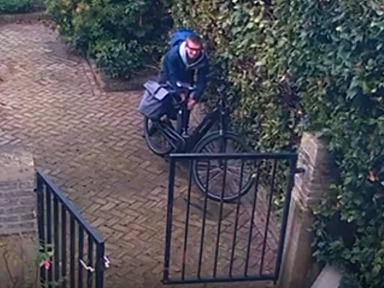 Fietsendief steelt voor dertigduizend euro aan fietsen