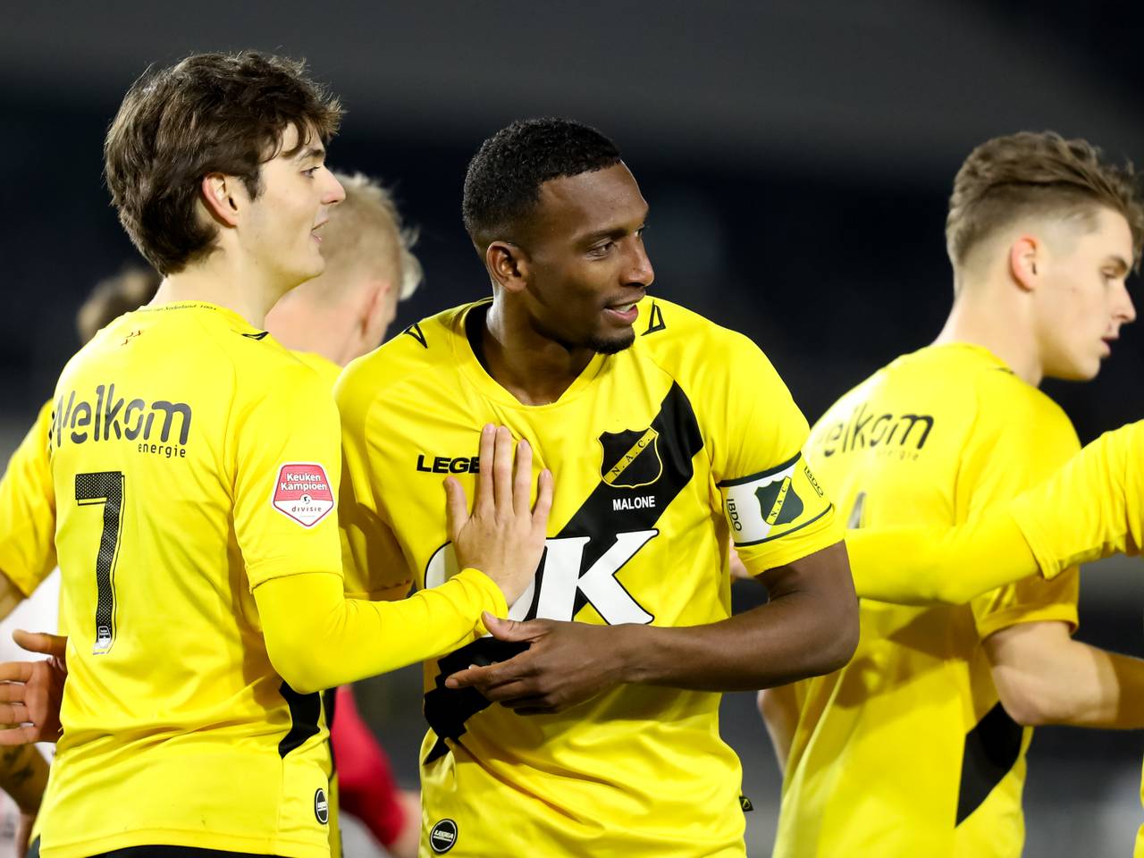 NAC-aanvoerder Malone scoorde de eerste goal tegen TOP Oss.