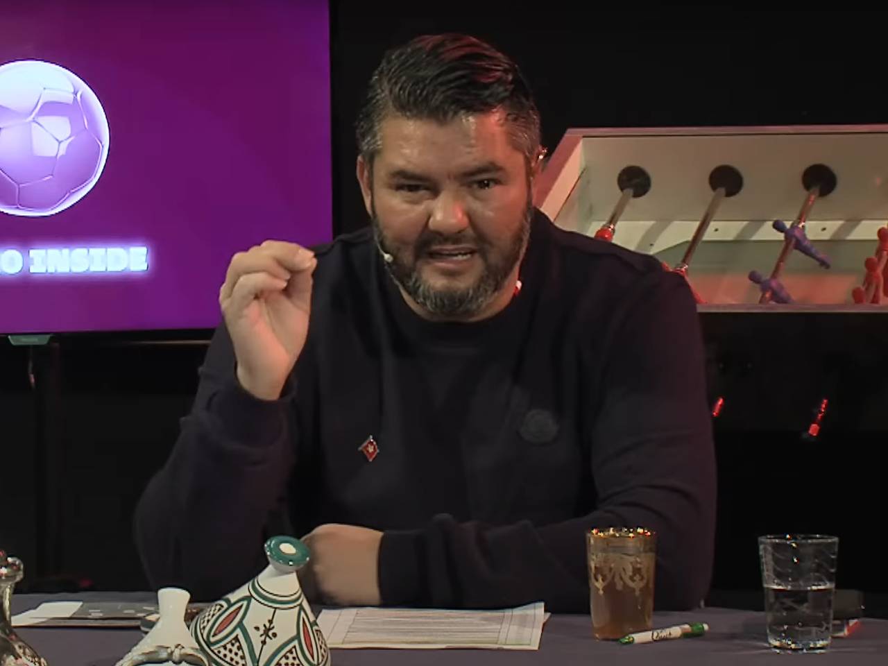 Nordin Ghouddani als host van Mocro Inside (foto: Youtube / Nordins Journey)