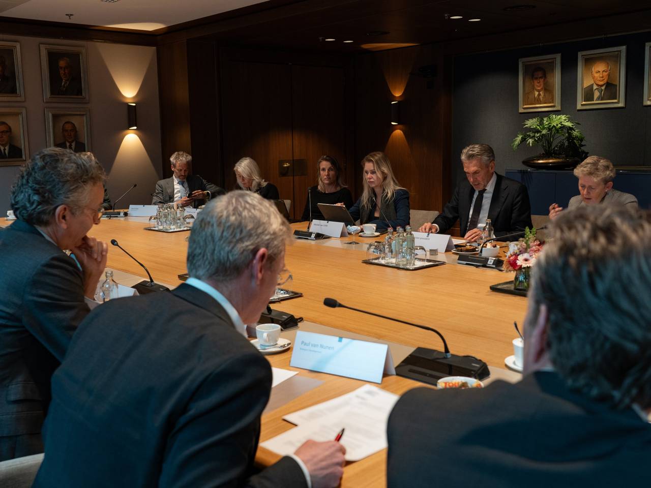 Het kabinet en de Brainport-regio kwamen dinsdag samen (Bron: X Dick Schoof).