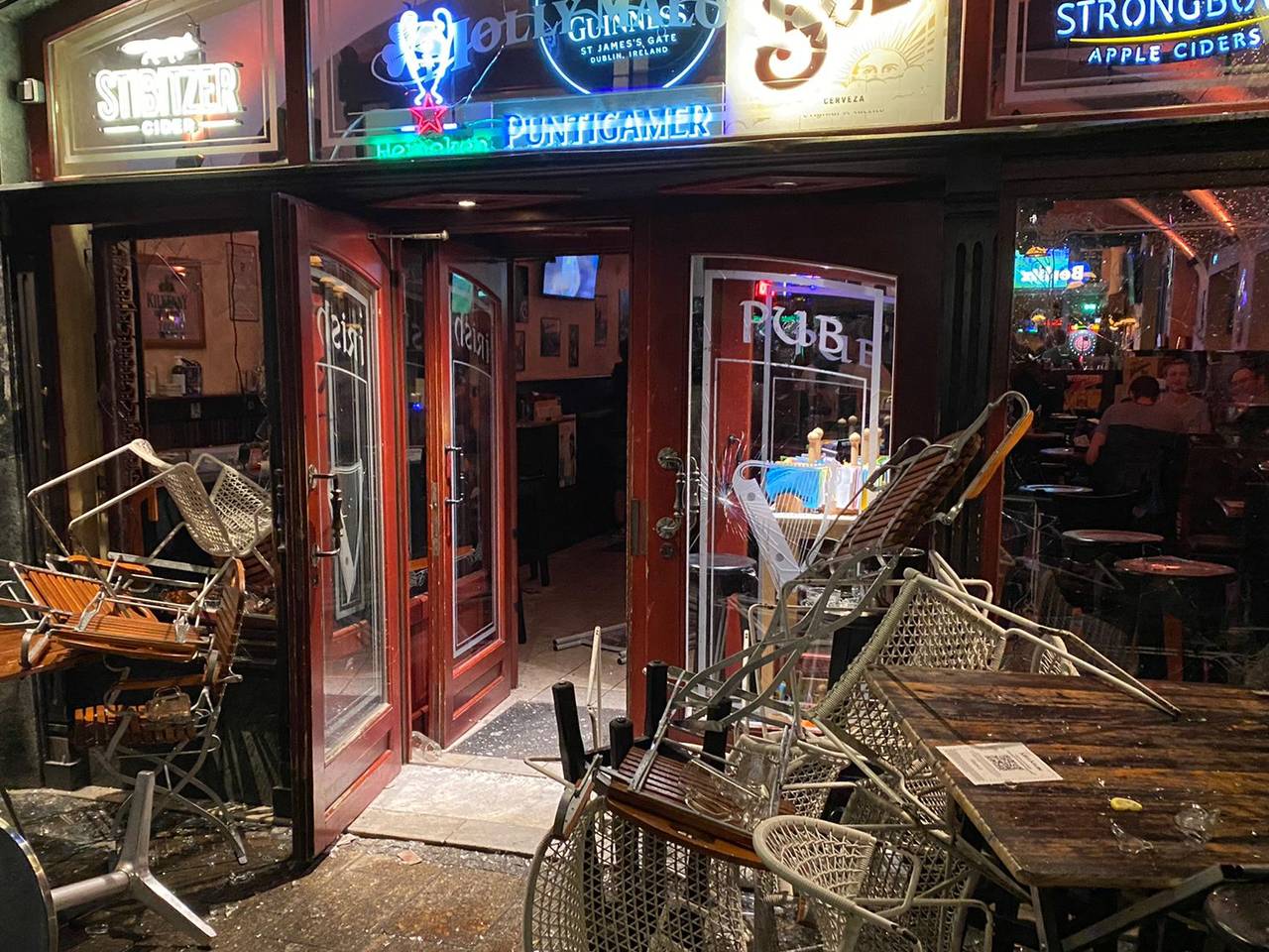 De pub heeft forse schade (foto: Omroep Brabant).