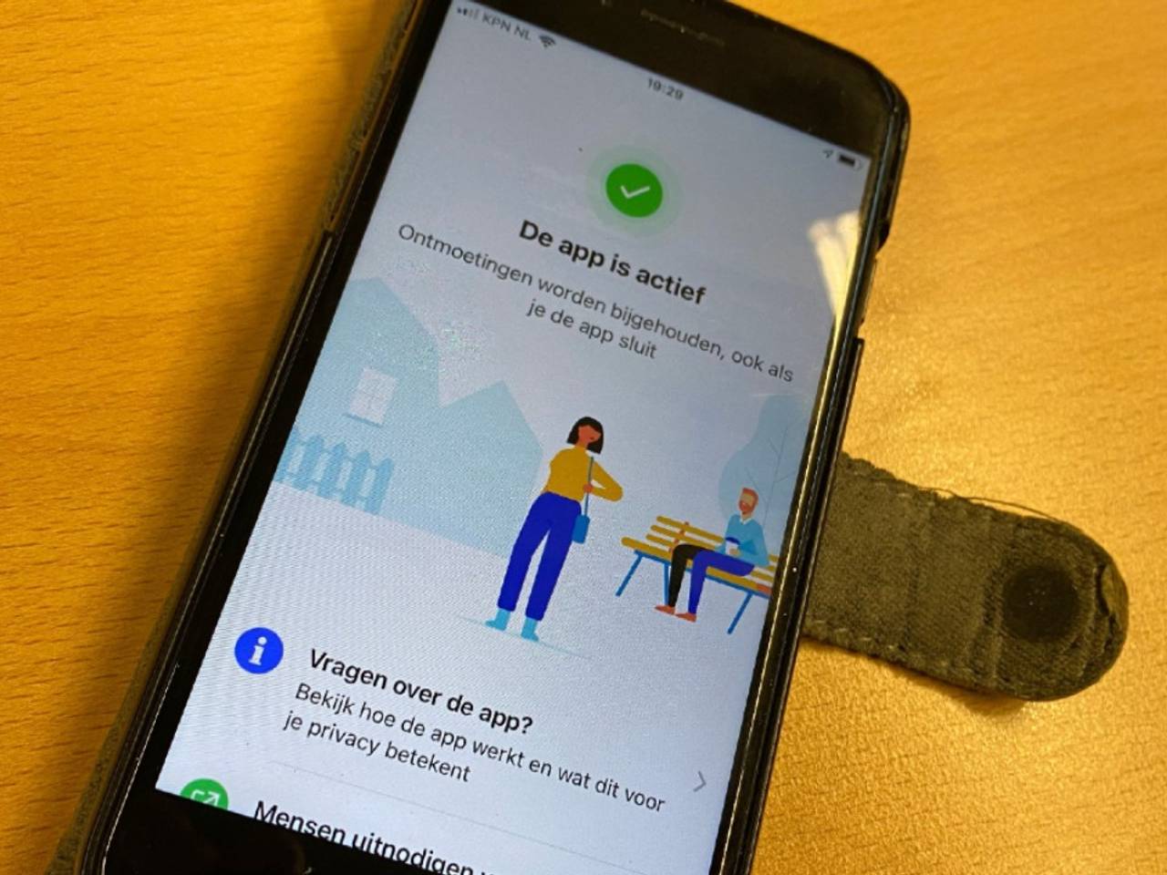 De CoronaMelder-app is op deze telefoon actief. 