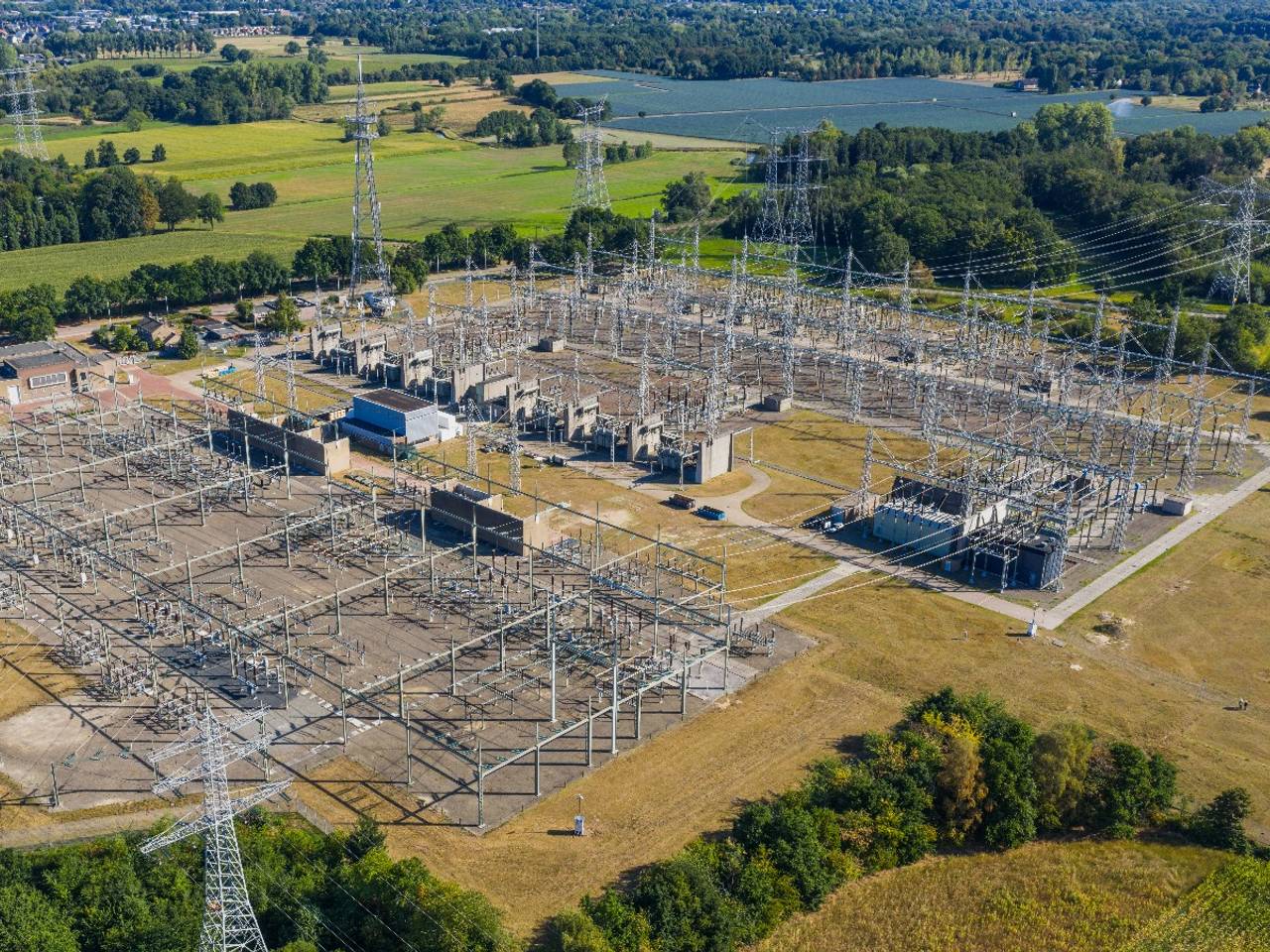 Een 380.000 volt station in Eindhoven (Foto: TenneT).