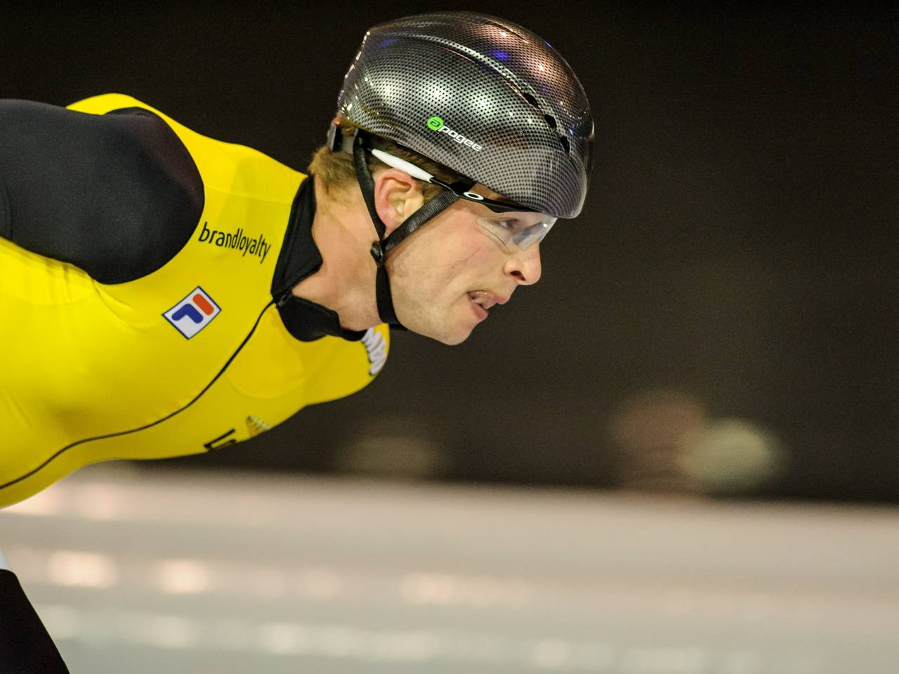 Sven Kramer schaatste in 2016 zijn eerste marathon op kunstijs in Tilburg (Foto ANP)