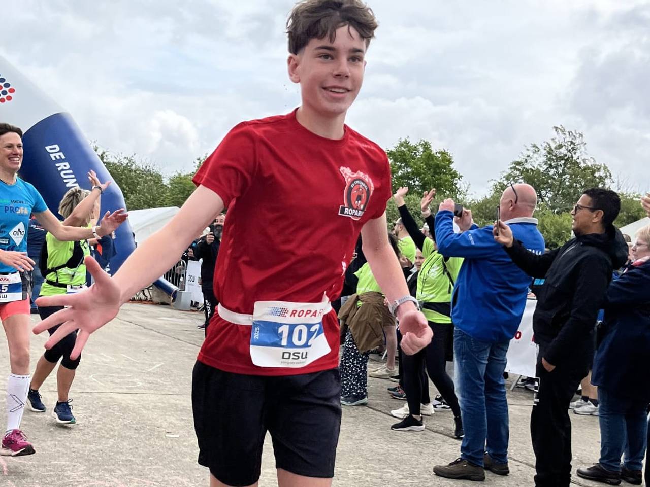 Jelle rende mee aan de roparun voor zijn overleden ouders (privéfoto).