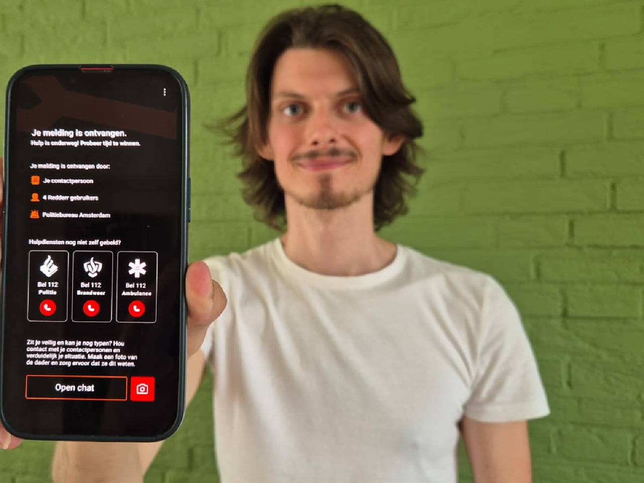 Thomas Gerrits uit Oosterhout bouwt de app 'Redderr', die onveilige situaties op straat moet voorkomen (foto: Niek de Bruijn)