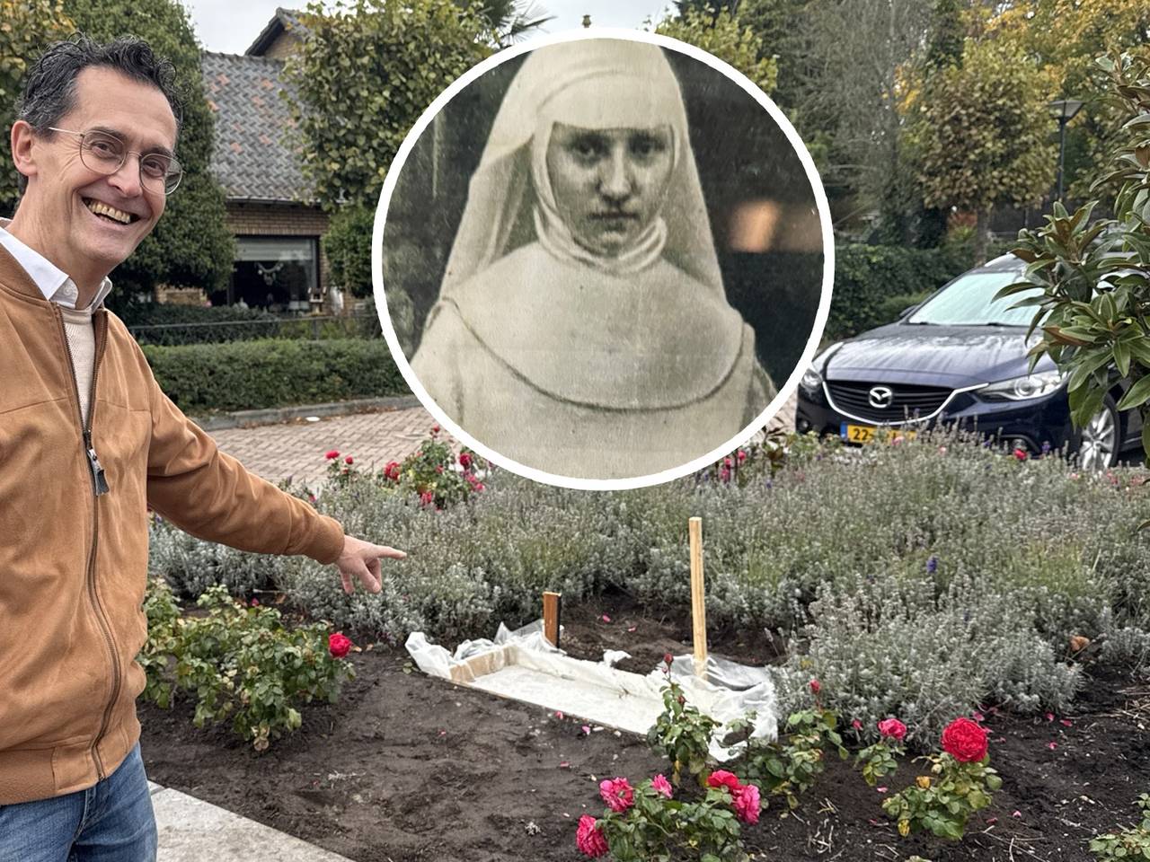 Johan den Ouden wijst de plek aan waar het kunstwerk komt te staan (foto: Erik Peeters).