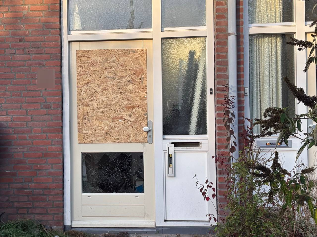 https://api.omroepbrabant.nl/img/f/$width$/$height$/0.66/0.48/cmV2aXNpb25zLzQ5ODk1MTktMi5qcGc_c2U9MjA0NS0wMS0wMVQxMCUzQTQwJTNBMDBaJnNpZz1ZY3kzJTJCRGQ5SCUyRnZRcUVJemUxV3hGSjNUdUgwVXhlT0JDUFVXRWJHc1dTRSUzRCZzcD1yJnNwcj1odHRwcyZzcj1iJnN0PTIwMjUtMDEtMDFUMTAlM0E0MCUzQTAwWiZzdj0yMDI2LTA2LTA2