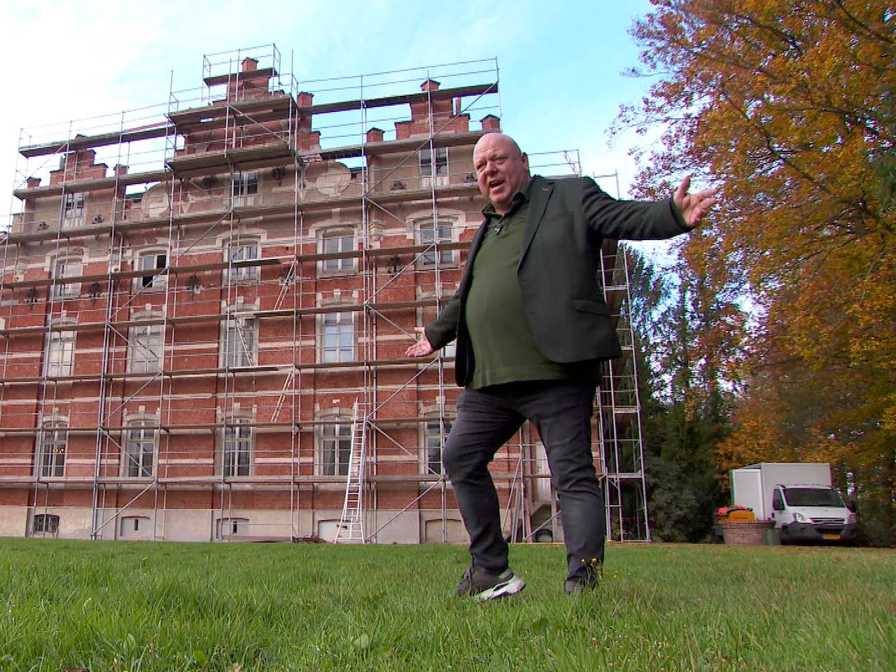 Peter Gillis over zijn nieuwe kasteel: 'Ik bid nog iedere dag'