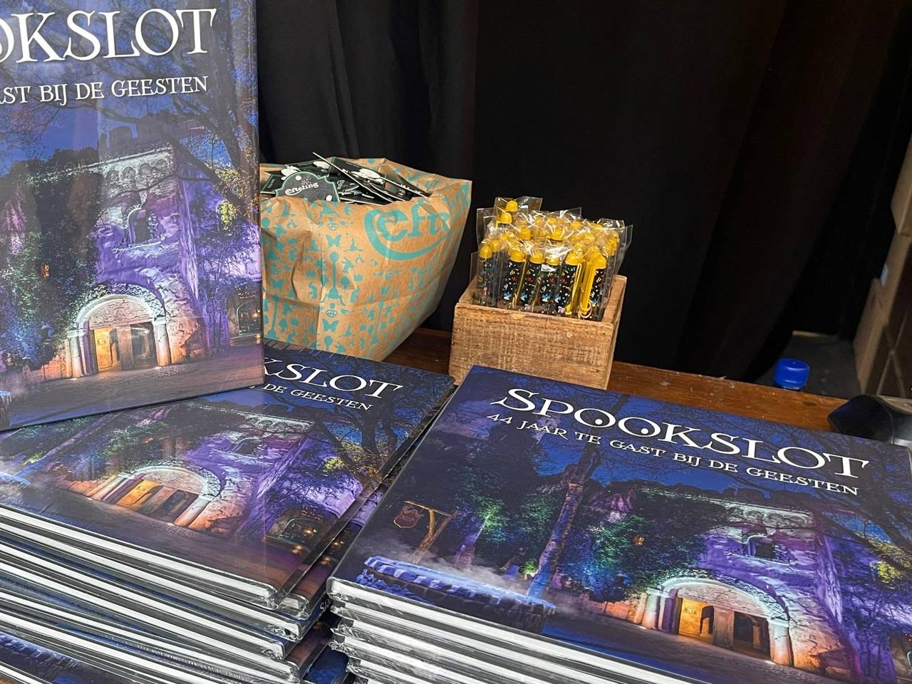 De felbegeerde boeken (foto: Bart Meesters).