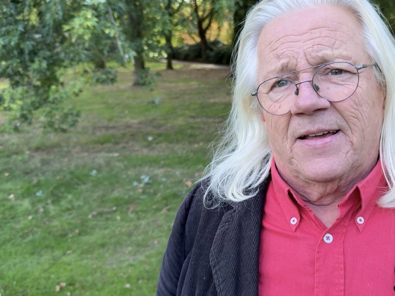 Ruim veertig jaar later blikt zanger Zjef Naaijkens terug RK Veulpoepers