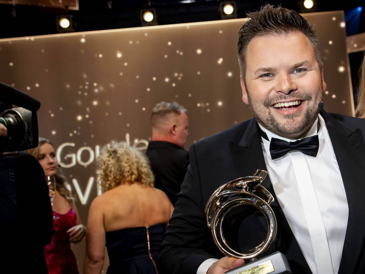 Thomas van Grinsven met de Televizier-Ring Talent (foto: ANP).