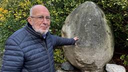 Reusachtige zwerfkei zorgt al eeuwen voor gedonder tussen buurdorpen