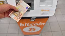 Een bitcoinautomaat van Byecoin uit Oud Gastel.