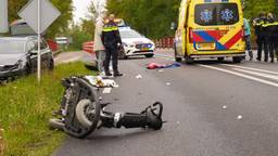 De scootmobiel kwam in botsing met een auto op de provinciale weg in Lieshout 