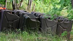 Giftige dampen komen vrij bij gedumpte vaten: onderzoek tijdelijk gestaakt