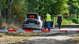 'Bommen' in auto gevonden: man aangehouden, gebied afgezet