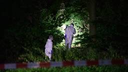 Poolse vrouw lag dood in de bosjes, politie zoekt twee belangrijke getuigen