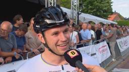 Lavreysen wint keirinsprint in eigen dorp: 'Echt vet'