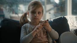 Maja groeit blind op