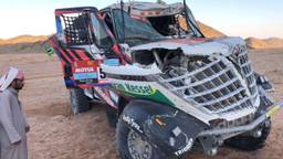 De truck van Maurik van den Heuvel na de crash (Foto: Dakar Speed)